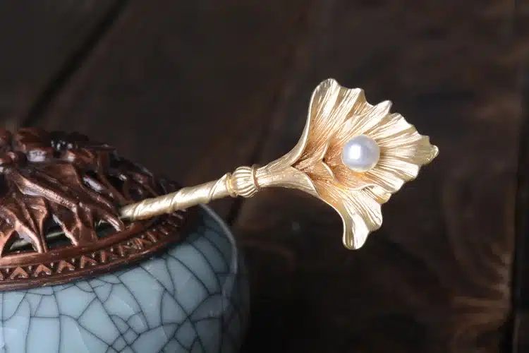 Retro Ginkgo Leaves Hair Sticks Jewelry Simulated Pearl Leaves Hairpins Charm Hair Ornaments Girl Gifts Wedding Accessories 26