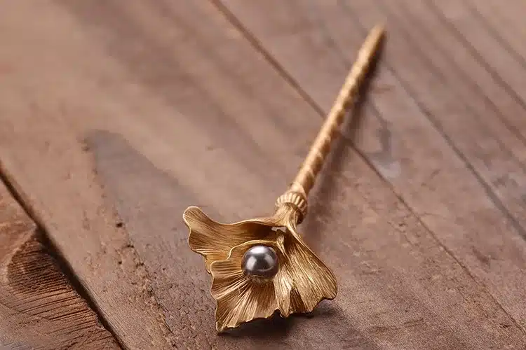 Retro Ginkgo Leaves Hair Sticks Jewelry Simulated Pearl Leaves Hairpins Charm Hair Ornaments Girl Gifts Wedding Accessories 35