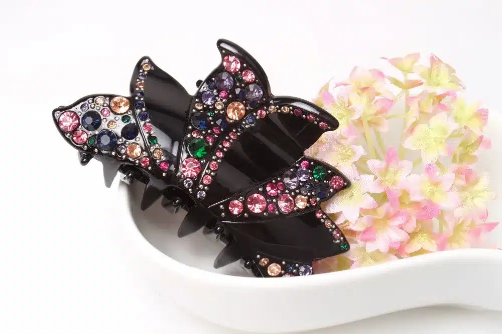 2016 new fashion jewelry Striking Acrylic rhinestone headpiece Unique shape hair accessories for women hot sale hair claw B0640 22