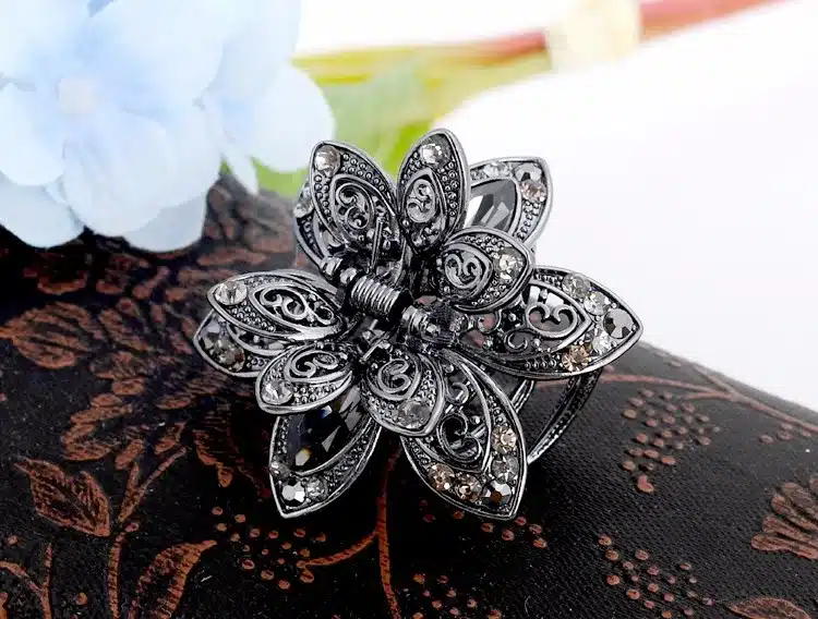 Vintage Flower Crystal Hair Claws Clip Rhinestone Hairpin Hair Jewelry Charm Hair Accessories For Women 14