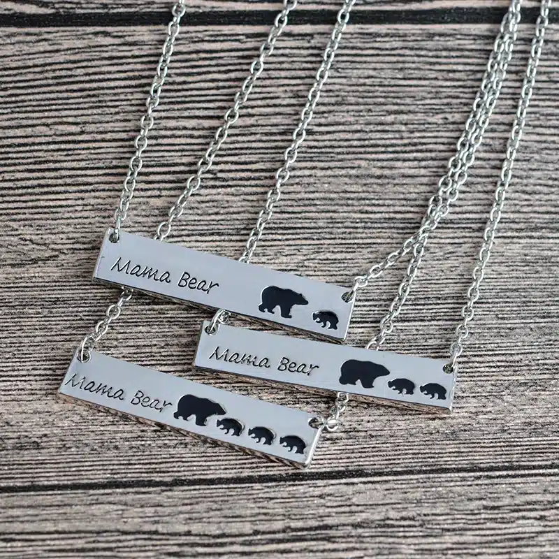 Mama Bear Tag Engraved Animal Pendant Necklace Gold Silver Mother Kids Love Necklace Simple Fashion Mom and Children Jewelry 19
