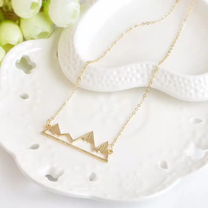 Gold/Silver Minimalist Mountain Top Pendant Snowy Mountain Necklace Hiking Outdoor Travel Jewelry Mountains Climbing Gifts 15