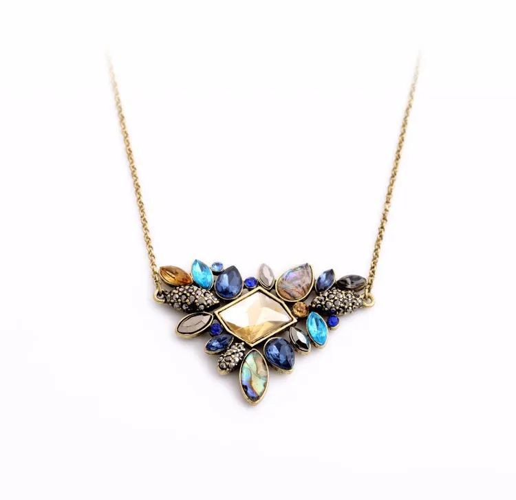 KISS ME Exquisite Rhinestone Pendant Necklace 2016 Wholesale Newest Fashion Thin Chain Collar Necklace Jewelry 26