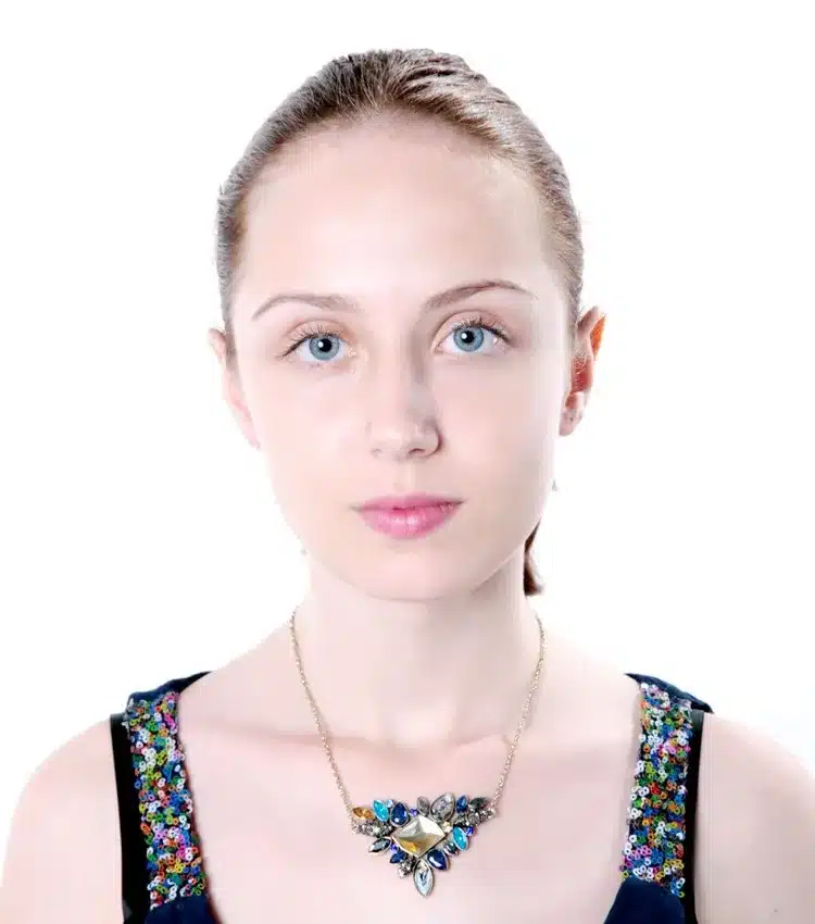 KISS ME Exquisite Rhinestone Pendant Necklace 2016 Wholesale Newest Fashion Thin Chain Collar Necklace Jewelry 29