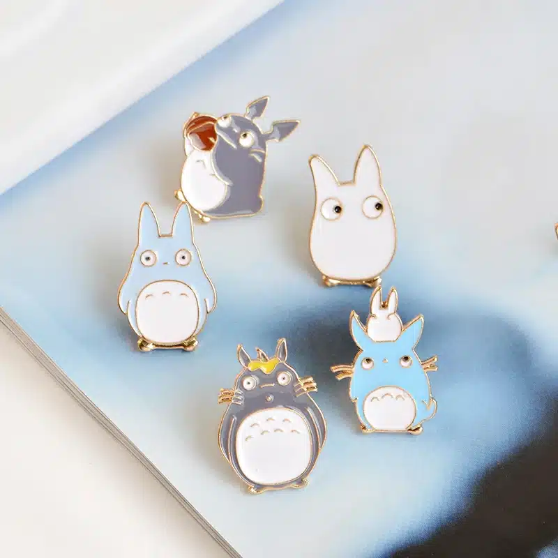 5pcs/set Childhood Cartoon My Neighbor Lovely Totoro Chinchilla Brooch Button Pins Denim Jacket Pin Badge Animal Jewelry Gift 22