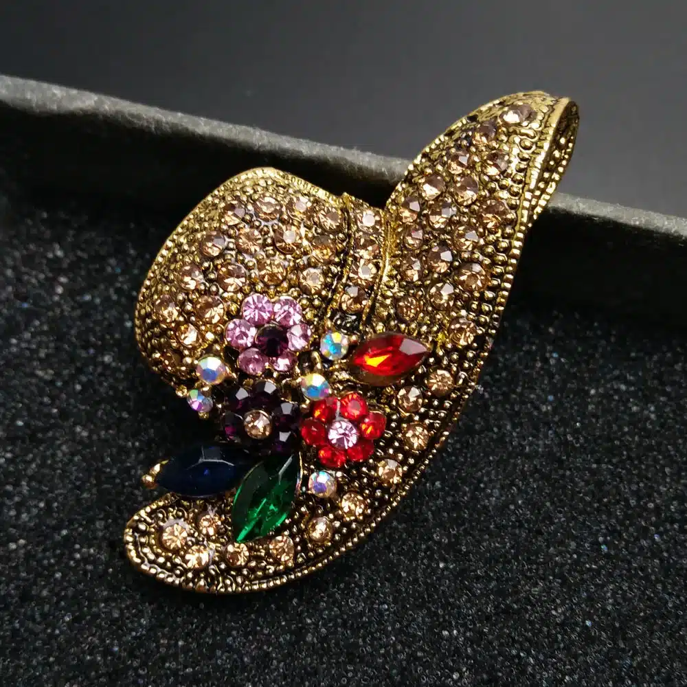 CINDY XIANG 2 Colors Big Hat Rhinestone Brooch Vintage Flower Pins and Brooches Antique Fashion Jewelry Scarf Buckle Jewelry 24