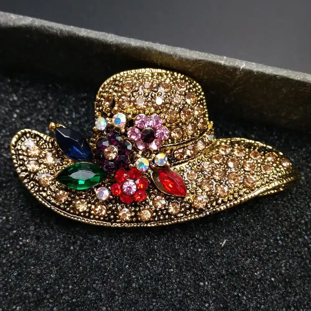CINDY XIANG 2 Colors Big Hat Rhinestone Brooch Vintage Flower Pins and Brooches Antique Fashion Jewelry Scarf Buckle Jewelry 27