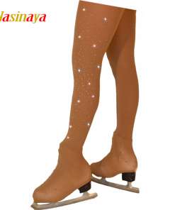 pruunid fliisist sukad uisukaitsetega, kaunistatud sädelevate detailidega