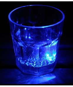 LED tulega shotiklaasid