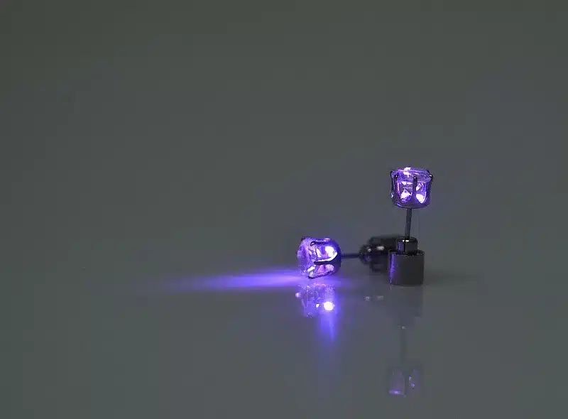 2017 New Gafas Led 20pairs/lot Hot Light Up Led Party Supplies Toys Bling Ear Studs Earrings Accessories For Dance 4