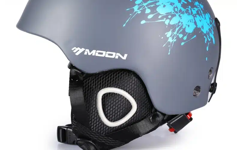 2016 New Moon Brand Ultralight Women's Ski Helmet Men Professional Winter Snowboard Helmet Female Snow Skate Helmets 51