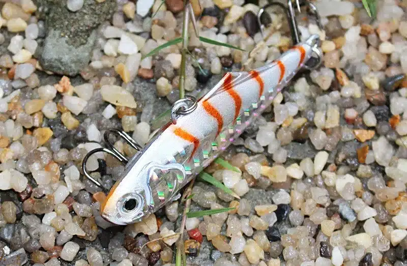 ANZHENJI 5 colors 24g 7.5cm winter VIB fishing lure hard bait lead inside ice sea fishing tackle diving swivel jig wobbler lure 16
