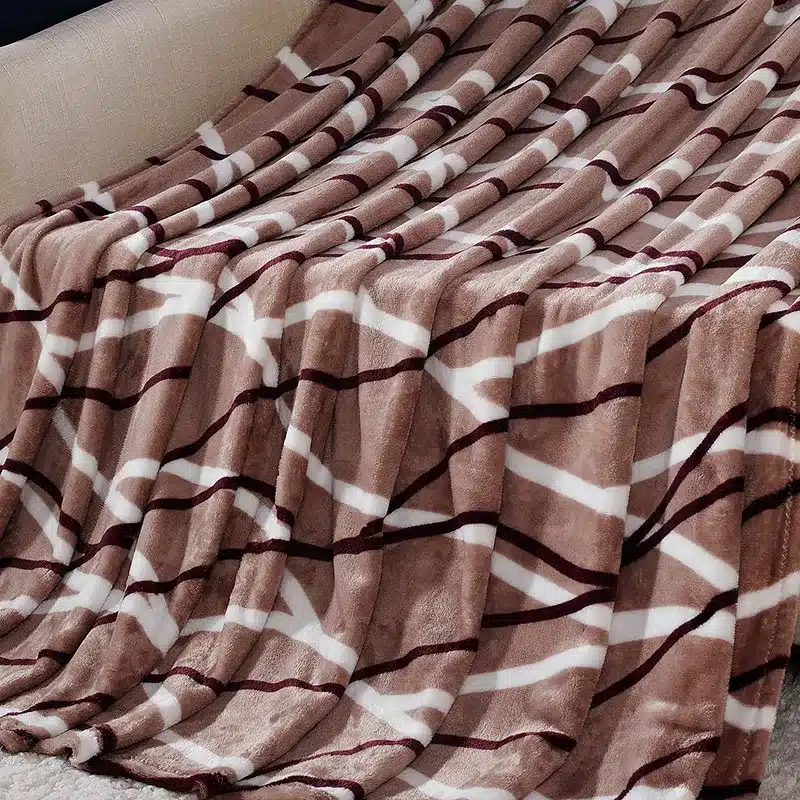 Cheap High quality 200x230cm throw blanket/fleece blanket on the bed ,soft winter flannel blanket for sofa warm bedspread 10