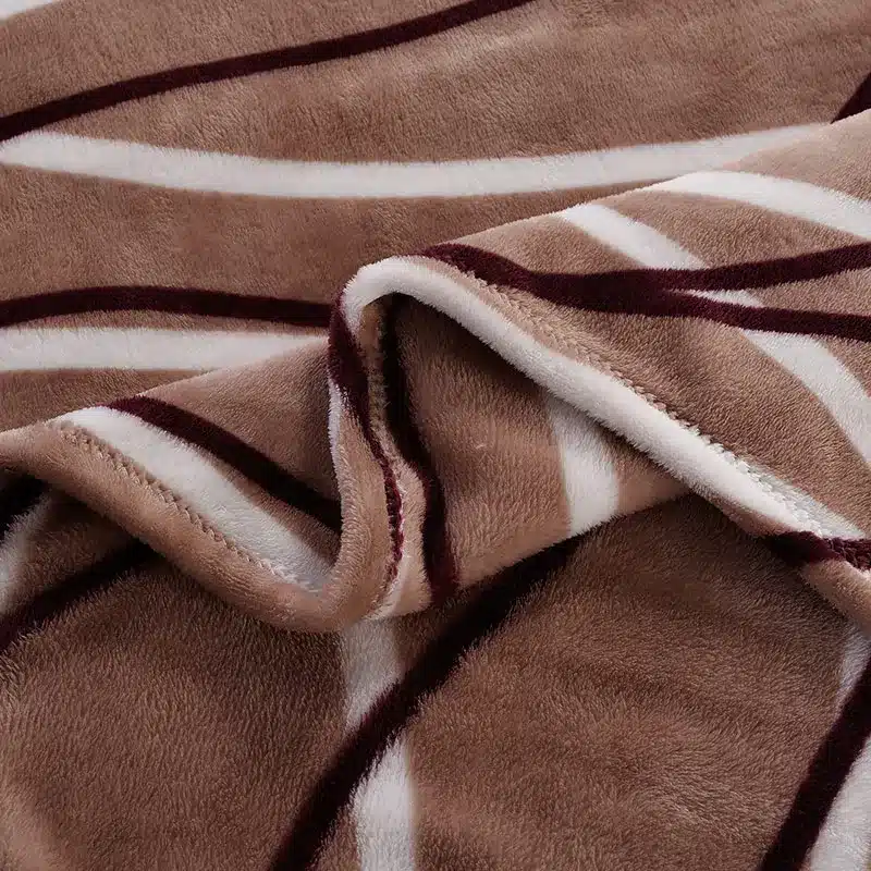 Cheap High quality 200x230cm throw blanket/fleece blanket on the bed ,soft winter flannel blanket for sofa warm bedspread 14