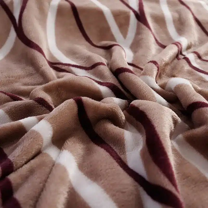 Cheap High quality 200x230cm throw blanket/fleece blanket on the bed ,soft winter flannel blanket for sofa warm bedspread 16
