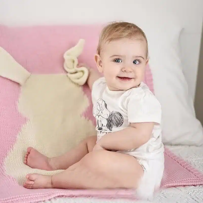 Baby Blanket Pink White Cute Rabbit Gray For Bed Sofa Wool blanket Cobertores Mantas BedSpread Bath Towels Play Mat Gift 73*105 27