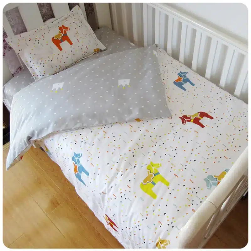 adamant ant 3 Pcs Cotton Crib Bed Linen Kit Cartoon Baby Bedding Set Includes Pillowcase Bed Sheet Duvet Cover Without Filler 10