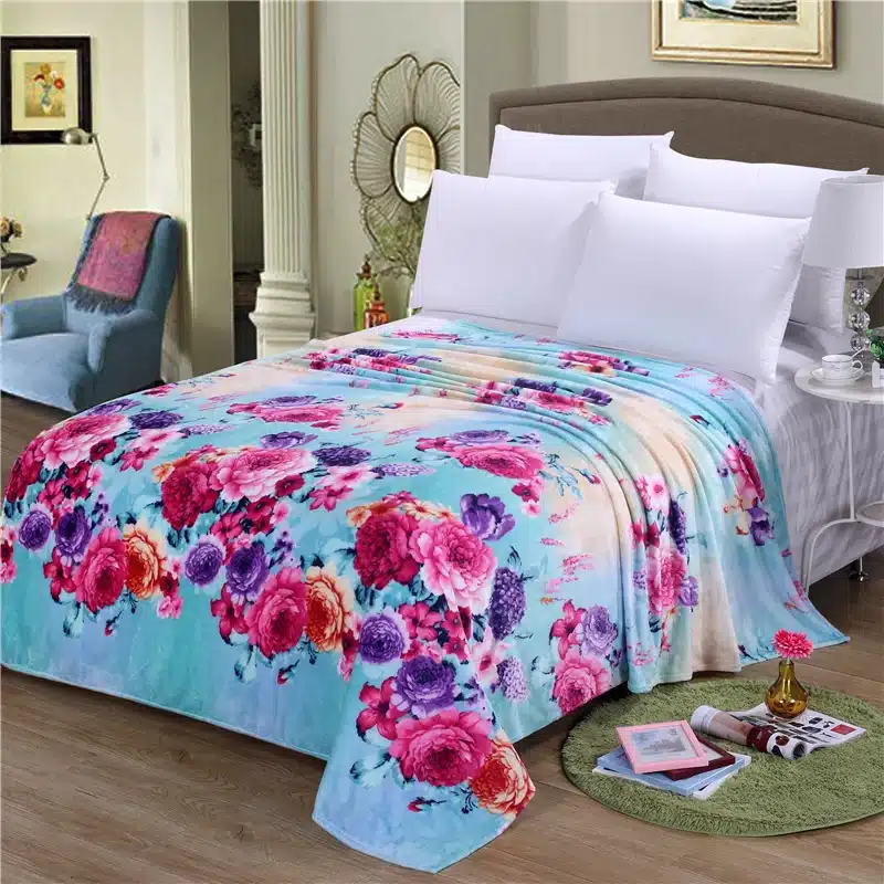 Hot sale cheapHome Textile flower print coral fleece blankets on the bed 4 Size for choice bedclothes Towels can be as bed sheet 9