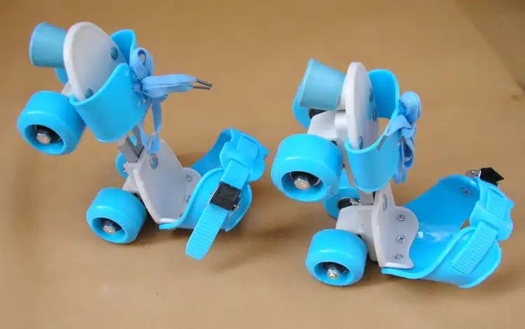 New Children Roller Skates Double Row 4 Wheel Skating Shoes Adjustable Size Sliding Slalom Inline Skates Kids Gifts 8