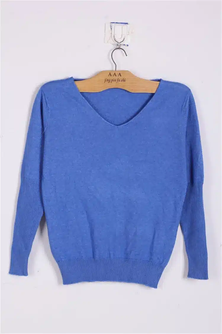 2017 Spring autumn cashmere sweaters women fashion sexy v-neck sweater loose 100% wool sweater batwing sleeve plus size pullover 25