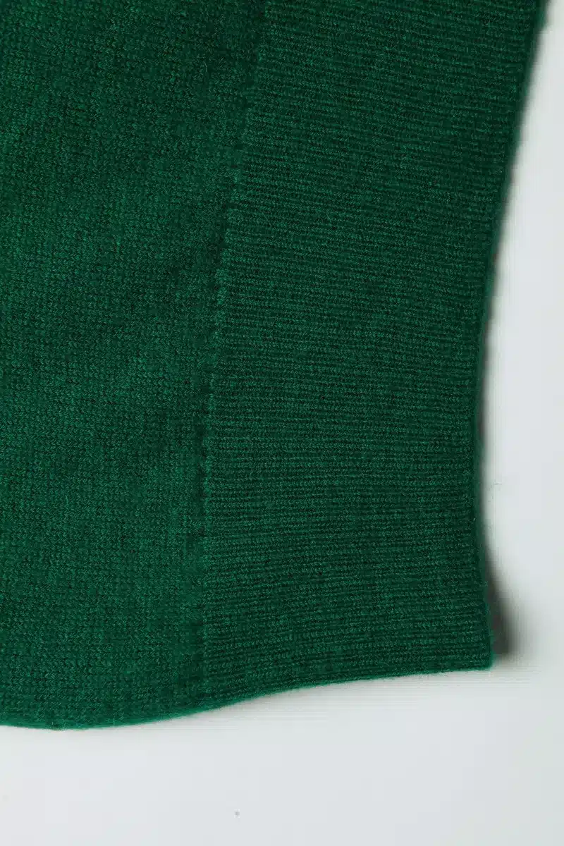 Lafarvie Cashmere Blended Knitted Sweater Women Tops Winter Warm Woolen Pullover Female New 2017 Fashion V-Neck Colorful Jumper 11