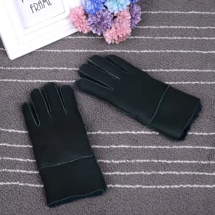 Winter gloves kids real fur gloves for children Thicker leather rabbit fur gloves 100% wool child five finger Russia warm gloves 15