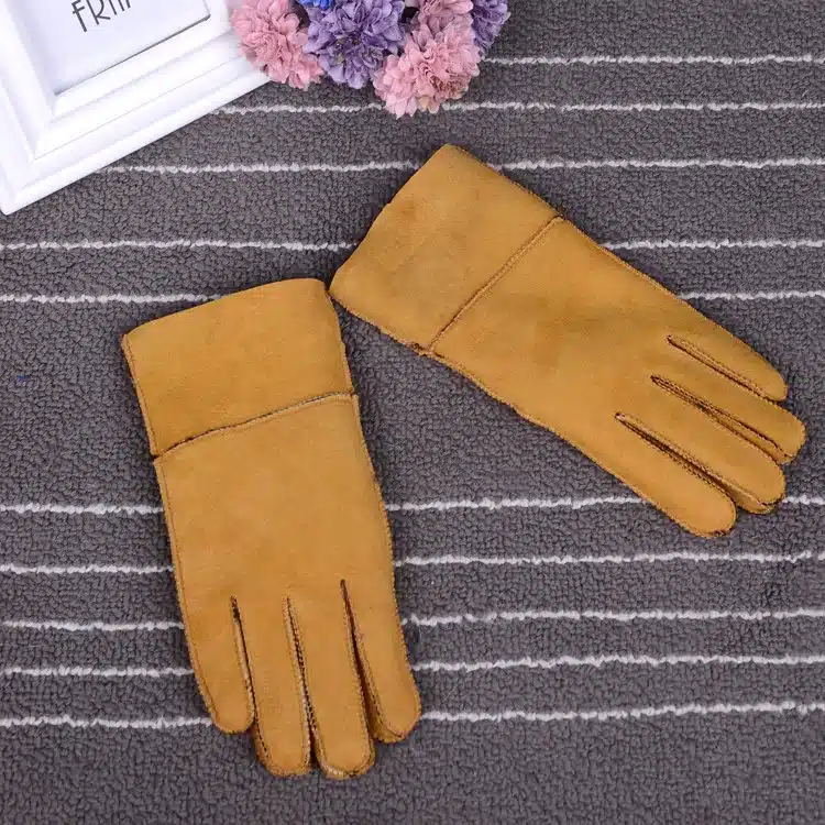 Winter gloves kids real fur gloves for children Thicker leather rabbit fur gloves 100% wool child five finger Russia warm gloves 35