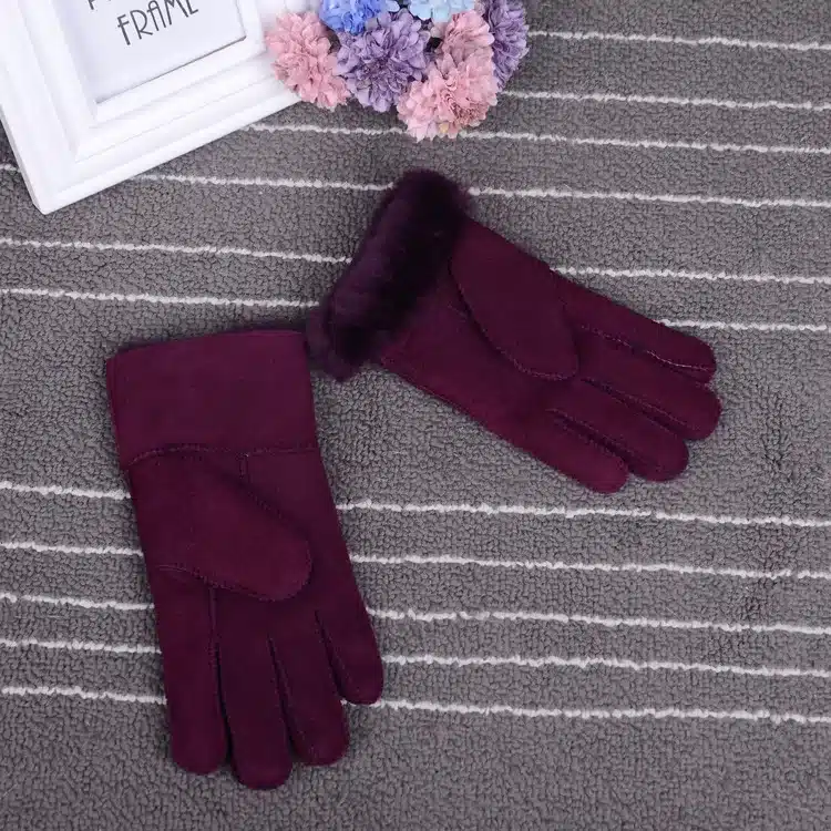 Winter gloves kids real fur gloves for children Thicker leather rabbit fur gloves 100% wool child five finger Russia warm gloves 38