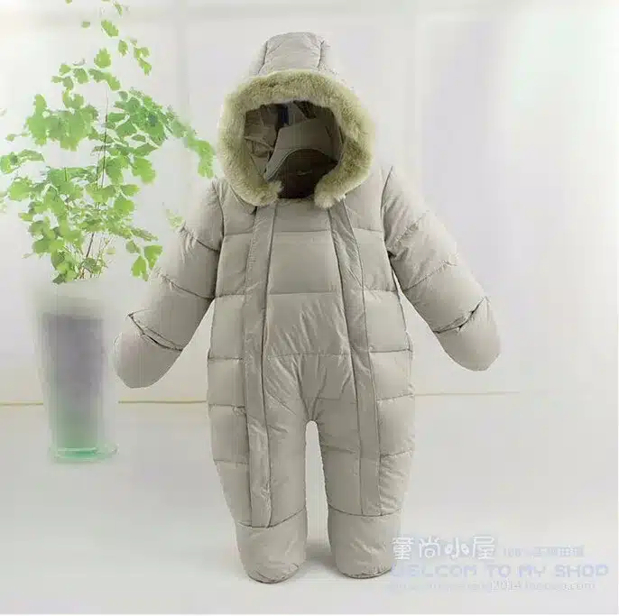 2017 Russia baby girls clothes , winter feather clothing thicken down baby boys clothes newborn down snowsuits infantil overalls 15