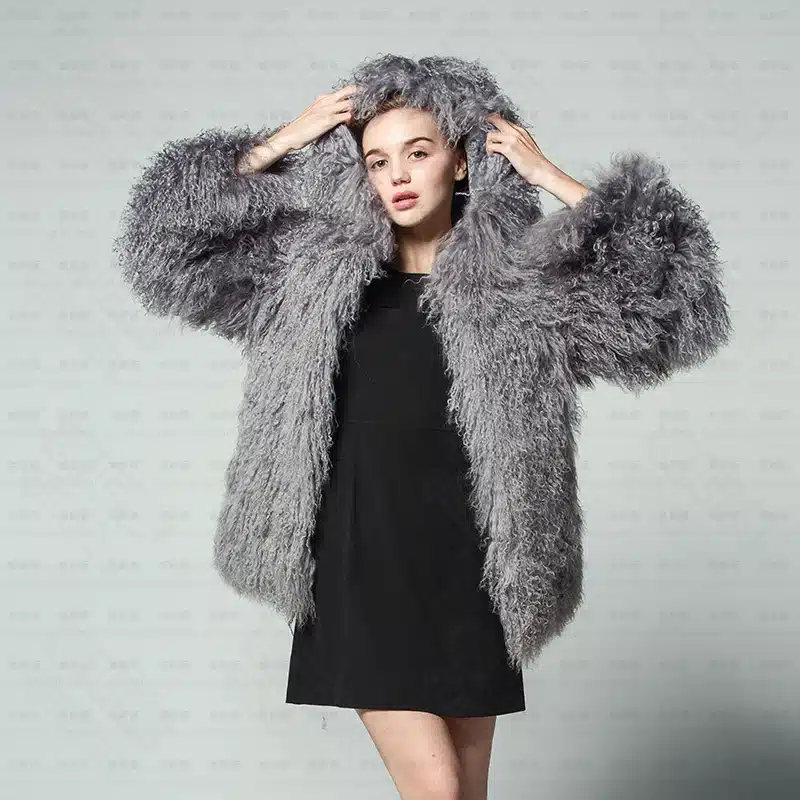 New pattern Fashionable Fur Long sleeve Cap Female Tan sheep Loose coat Russia Woman thickening Lined Large size winter Jacket 11