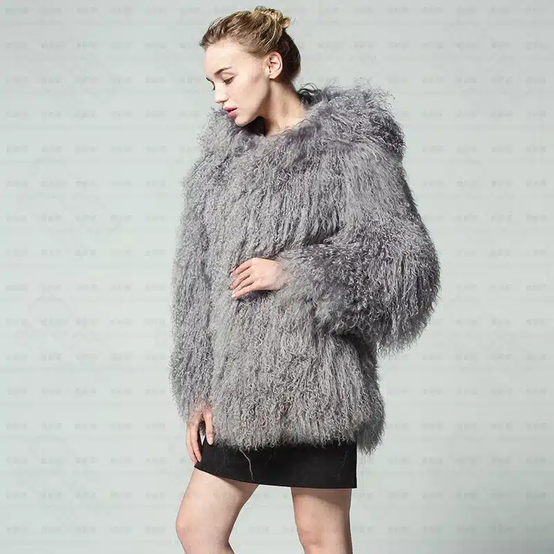 New pattern Fashionable Fur Long sleeve Cap Female Tan sheep Loose coat Russia Woman thickening Lined Large size winter Jacket 12