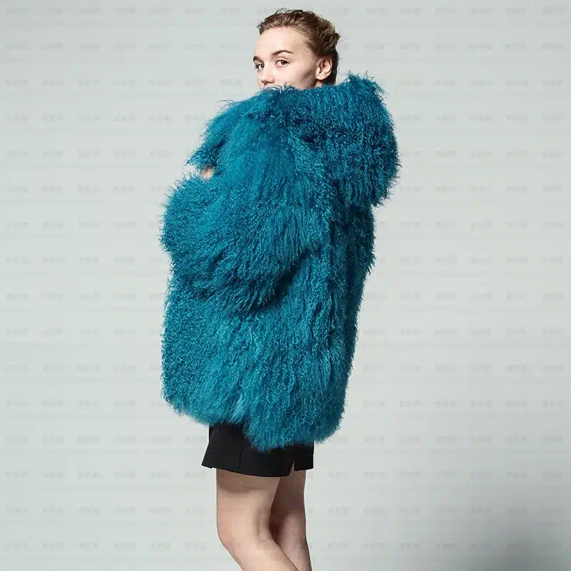 New pattern Fashionable Fur Long sleeve Cap Female Tan sheep Loose coat Russia Woman thickening Lined Large size winter Jacket 19