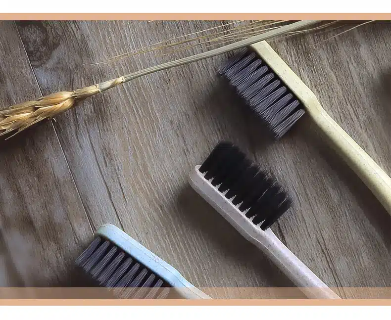 2017 4pcs Creative Adult Soft Toothbrush Portable Wheat Straw Tooth Cleaning Charcoal Bristle Brush with Travel Storage Case 18