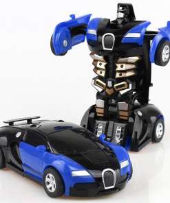 Transformeeruv auto-robot, mis on musta ja sinise värviga ja muutub sportautost robotiks valgel taustal.