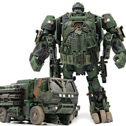 roheline sõjamasin-transformaator, mis koosneb robotist ja veoautost