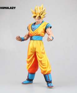 kollases ja sinises riietuses anime tegelaskuju figuriin