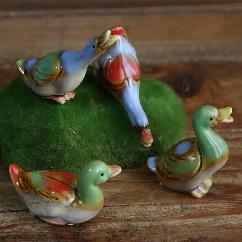 Desktop Decoration Cute Goose Figurine Creative Home Decor Crafts Birthday Wedding Gifts Ceramic Desktop Decor Statue 5