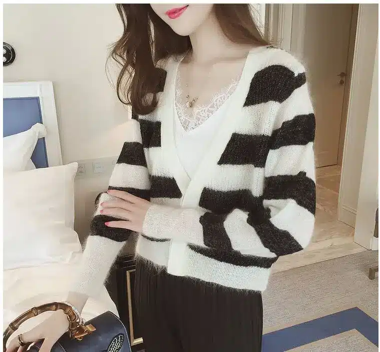 Summer Women Knitting Solid Camis Tops Sleeveless Tee shirts Girls Solid Tops Knitwear Patch Lace Neck Edge JH600 4