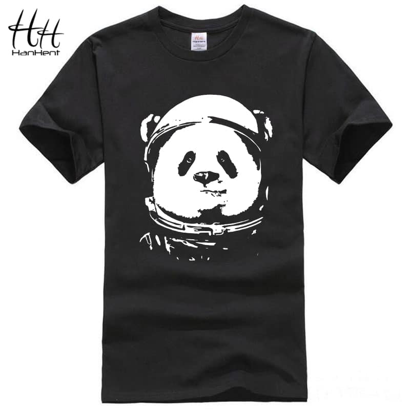 Must T-särk pandaga