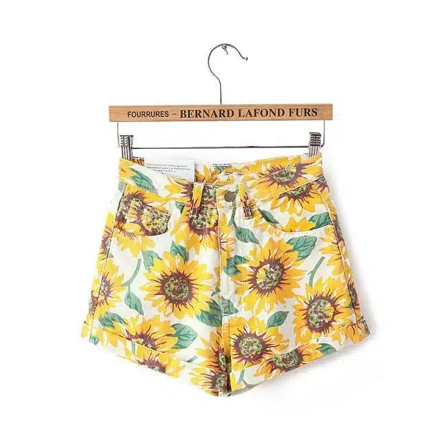 GCAROL Euro Style Women Denim Shorts Vintage High Waist Cuffed Jeans Shorts Street Wear Sexy Shorts For Summer Spring Autumn 44