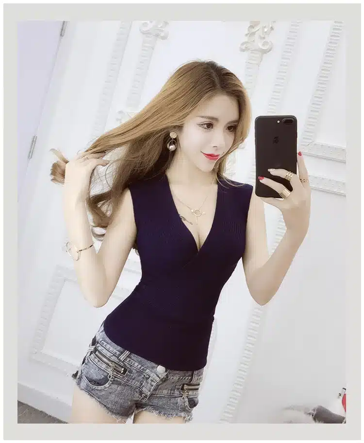 Tank Top vetement femme 11 Colors Fashion Vest Casual Sleeveless Sexy V-Neck Women Summer Korean Knitted Cotton Womens Clothes 11