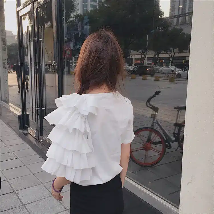 TWOTWINSTYLE 2017 Summer Ruffle Funny Short Sleeve Female T shirts Women Tops Graphic Tee shirt White Clothes Fashion Korean 24