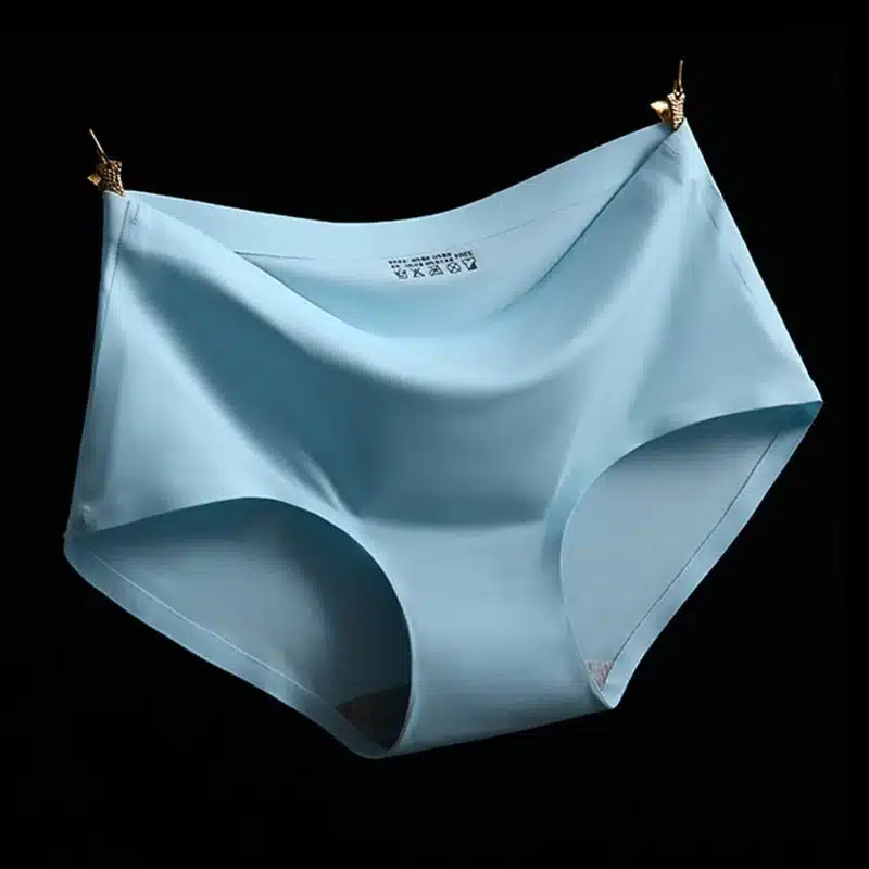 Free shipping Women's Panties ice silky Intimates seamless underwear triangle big yards of female briefs Super big size M-4XL 16