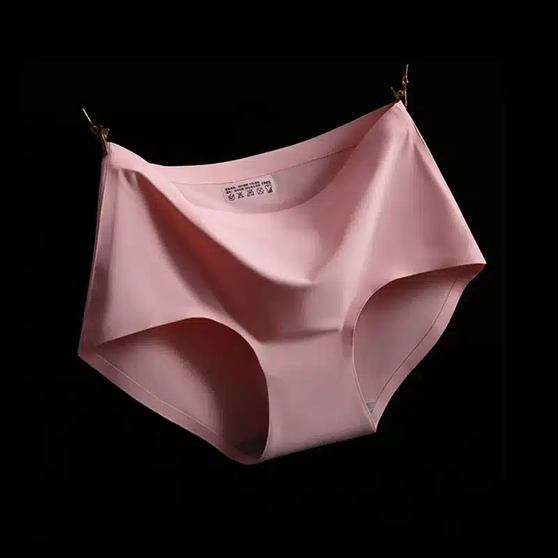 Free shipping Women's Panties ice silky Intimates seamless underwear triangle big yards of female briefs Super big size M-4XL 23