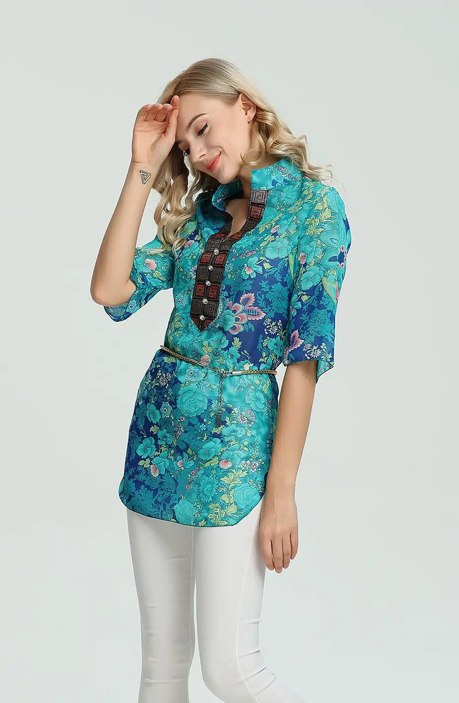 2017 Summer Women Shirt Blouse Style Fashion Chiffon Half Sleeve Plus size 5XL Floral Casual Top Embroidery Woman Tunic Blouses 10