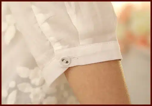 New V-neck Organza Embroidered Shirt White Lace Blouse Top Plus Size Summer Korean Women Blouse Flower Print Blouse 566F 25 35