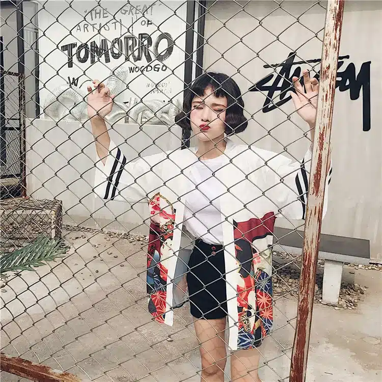 2017 Harajuku Fashion Women Blouses Summer Vintage Kimono Kawaii Cardigan Thin Sun Protection Shirts Cover Up Sunscreen Blouse 12