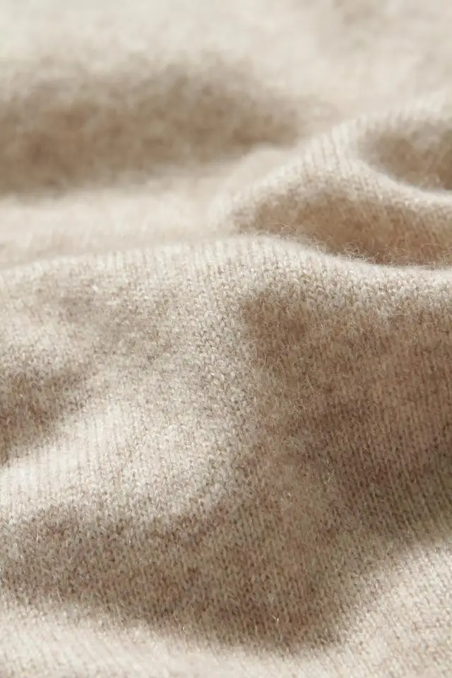 Hot Sale Soft & Comfortable Bat-like Pullovers Female Cashmere Sweater Pure Casual V-neck Short Design Basic Knitted Pullovers 11