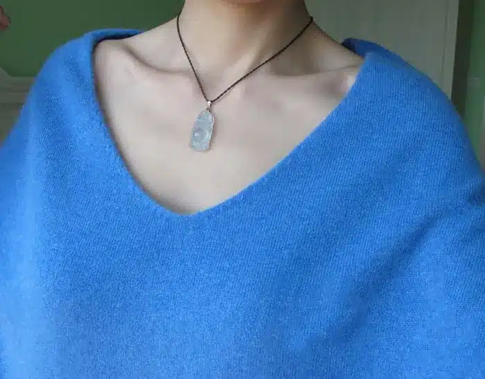 Hot Sale Soft & Comfortable Bat-like Pullovers Female Cashmere Sweater Pure Casual V-neck Short Design Basic Knitted Pullovers 15
