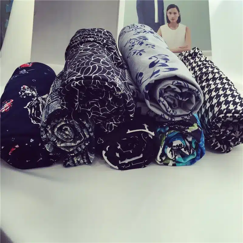 BIVIGAOS New Fashion Women Casual Cotton BRUSHED Black Milk Leggings Pants Female Elastic Plaid Graffiti Leggings Trousers Women 44